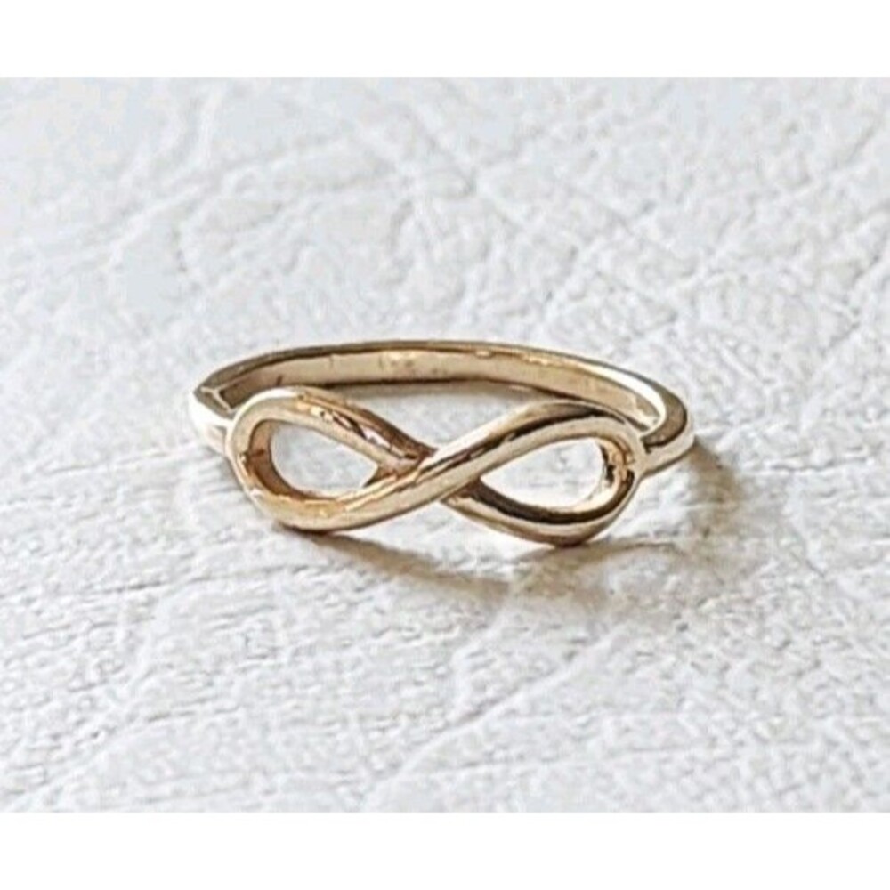 Vintage James Avery 14K Gold Petite Infinity Ring Size 7.25 2.04g